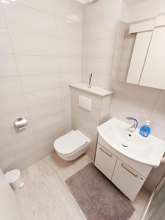 Apartment Glavaric Omiš Esterno foto